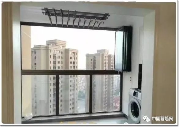 whole-opening-window-hardware 1 hardware-de-ventana-de-apertura completa 1