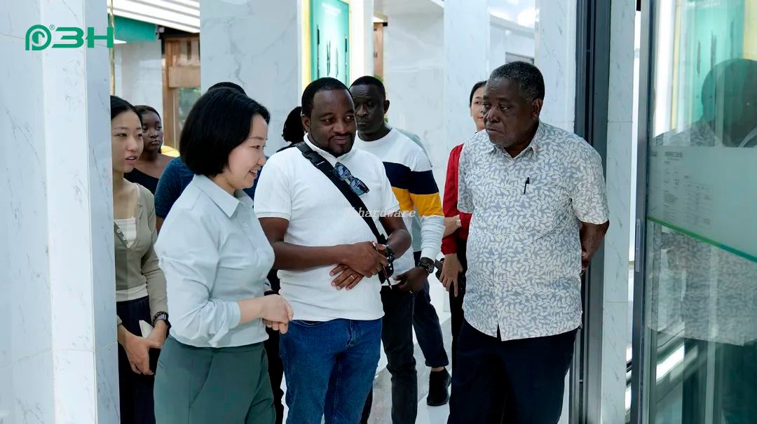 comunicaci&oacute;n del proveedor de herrajes para puertas y ventanas 3