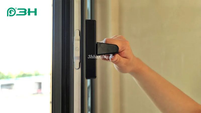 herrajes para puertas abatibles (5)