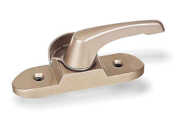 cerradura de media luna