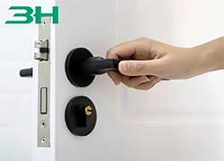 ¿Qué material para hardware residencial es más duradero?