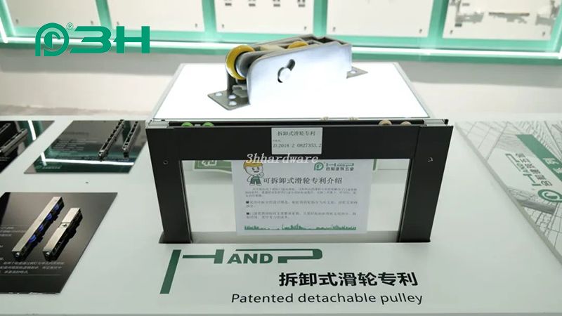 exposici&oacute;n de hardware para ventanas 77